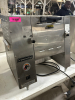ROUNDUP VERTICAL HAMBURGER BROILER. - 2