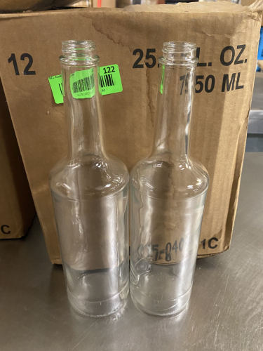 (12) 24 OZ GLASS BOTTLES.