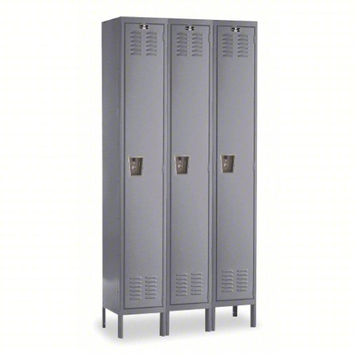 (1) WARDROBE LOCKER