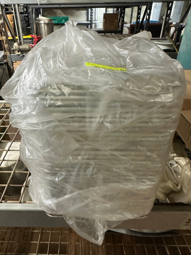 (18) 1/4 SIZE SHEET PANS