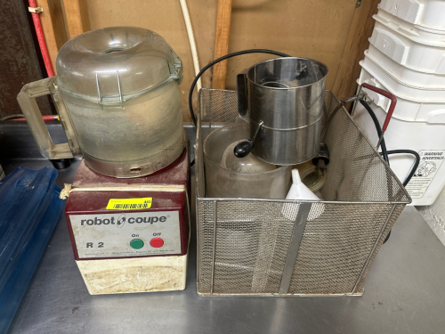 ROBOT COUPE ( WORKING ORDER UNKNOWN)