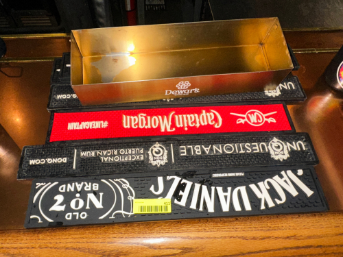 (1) LOT OF ASSORTED BAR SUPPLIES