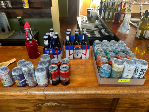 (1) LOT OF ASSORTED BOTTLES AND CANS OF BEER,