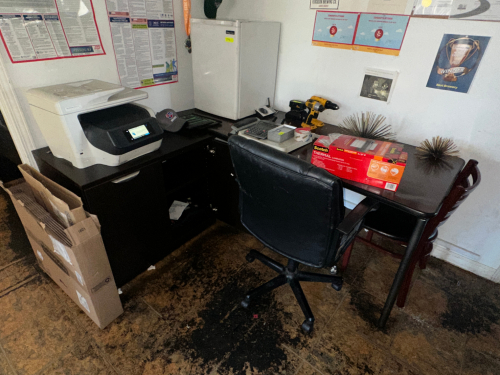 L SHAPED LAMINATE WOODEN DESK . CHAIR INCLUDED.