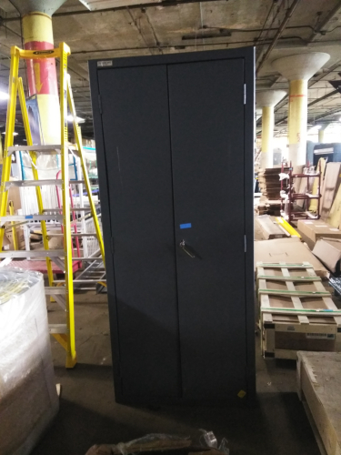 (1) STORAGE CABINET