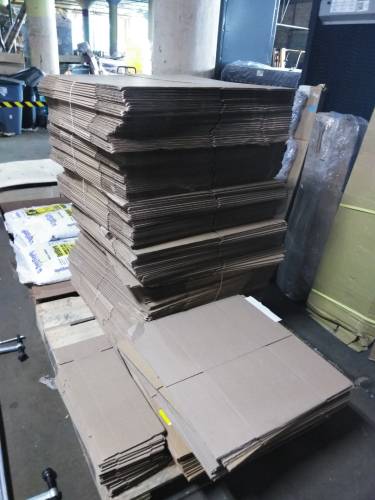 (1) PALLET OF APPROX (150) MISC SHIPPING BOXES