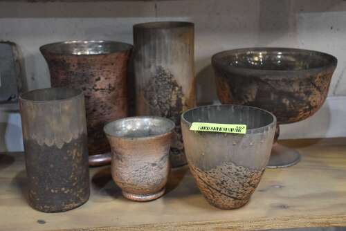 (6) - MATCHING TABLE D&Eacute;COR / VASES