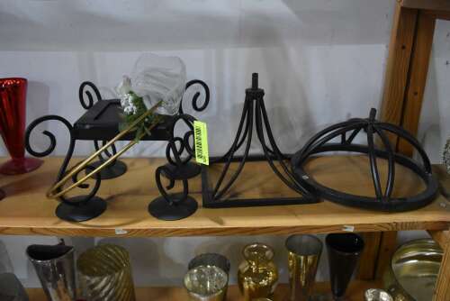 (3) - D&Eacute;COR STANDS
