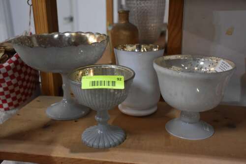(4) - ASSORTED TABLE ACCENT D&Eacute;COR ITEMS