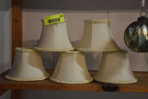 ASSORTED LAMP SHADES