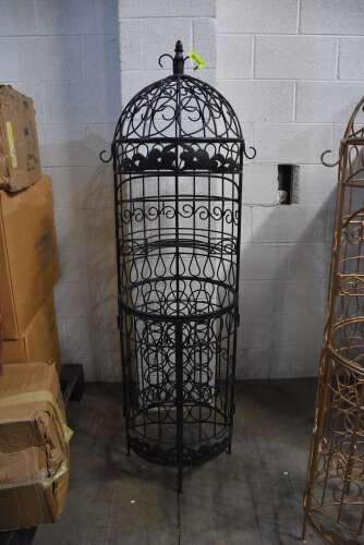 METAL WIRE BAR / WINE RACK