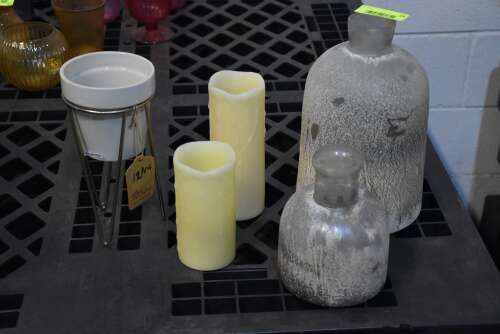 (5) - ASSORTED DECOR PIECES