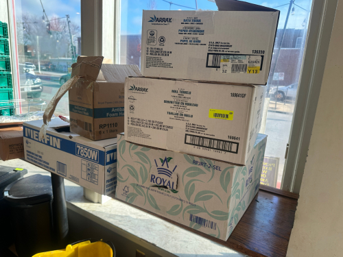 (1) LOT OF ASSORTED PAPER PRODUCT