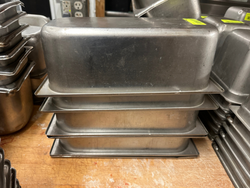 (6) 1/3 SIZE STAINLESS INSERTS. NO LIDS