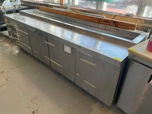 RANCO 4 DOOR REFRIGERATED PIZZA PREP TABLE.