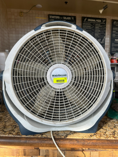 24" FLOOR FAN