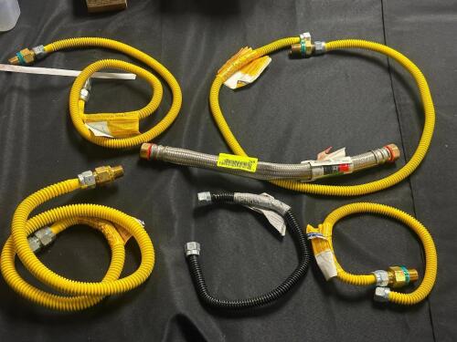 (5) ASSORTED FLEXIBLE GAS LINES