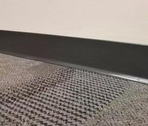 (1) SET OF APPROX (50) RUBBER TRIM SEALING