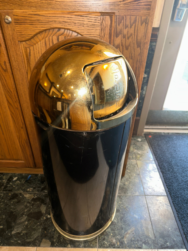 METAL TRASH CAN W/ DOME LID.