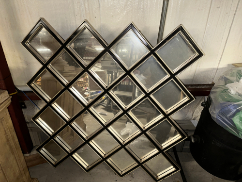 40" X 40" MULTI FRAMED MIRRORED WALL ACCENT PIECE