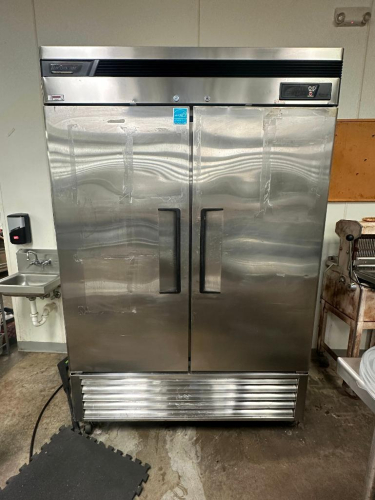 TURBO AIR TST-49SG TWO DOOR REACH IN COOLER