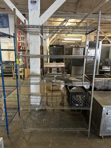 48" X 18" FIVE TIER WIRE RACK.
