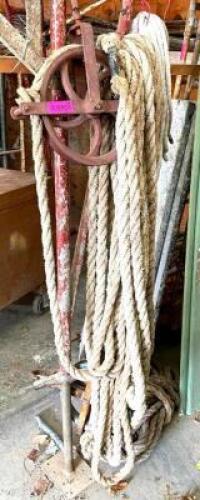 ROPE PULLEY SYSTEM