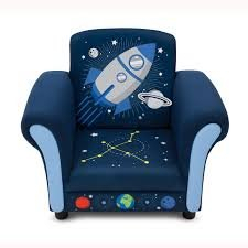 (1) UPHOLSTERED CHAIR