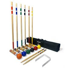 (1) SET OF OUTDOOR GAMES WITH ZIPPER STORAGE CASE