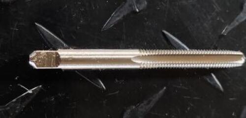 DESCRIPTION: (12) 4 FLUTE HSS PLUG STRAIGHT FLUTE TAP INFORMATION: HERTEL 77430056 RETAIL$: $ 6.18 EA SIZE: 1/4-28 UNF QTY: 12