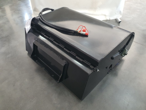 2026 AGT M-BM SWEEPER WITH BUCKET FOR MINI SKID STEER (NEW) IS A HEAVY-DUTY MULTI-FUNCTION ATTACHMENT DESIGNED TO COMBINE SWEEPING AND MATERIAL COLLECTION IN ONE UNIT, FEATURING A REINFORCED BRUSH SYSTEM, COLLECTION BUCKET, AND UNIVERSAL QUICK-ATTACH MOUN