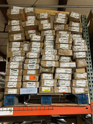 (1) PALLET OF ASSORTED HOME DEPOT BLINDS.