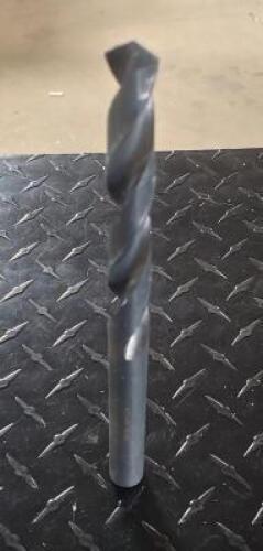 DESCRIPTION: (1) HSS TAPER LENGTH DRILL BIT INFORMATION: HERTEL 77425940 RETAIL$: $65.00 SIZE: 11/16 QTY: 1