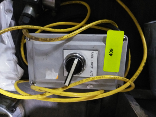 (1) SWITCH CONTROL