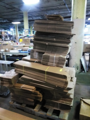 (1) PALLET OF APPROX (200) MISC MOVING BOXES