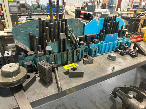 (1)LOT OF ASSORTED HARDWARE AND TOOLING