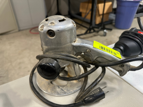 ELECTRIC ROUTER