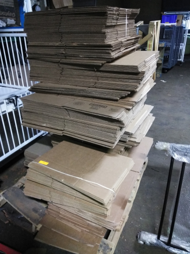 (1) PALLET OF APPROX (150) MOVING BOXES