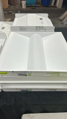 (10) 2 X 2 LED RECESSED TROFFER LIGHT
