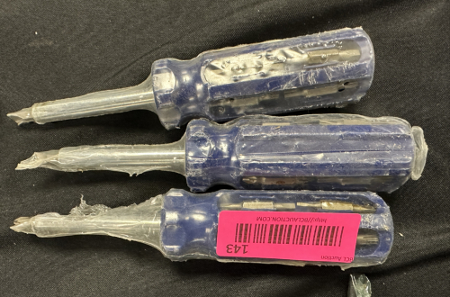 (3) EZ POWER SHORT HANDLE SCREW DRIVERS.
