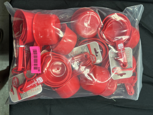 (10) PLASTIC SETS OF MEASURING CUPS.