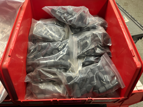 PLASTIC TOTE AND CONTENTS ACETIC DERLIN CYLINDERS