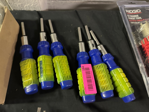 (6) EZ POWER RATCHETING SCREW DRIVERS ( NEW )