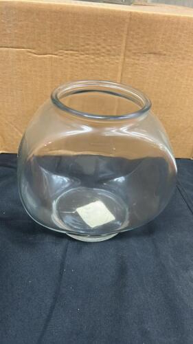 (6) 1/2 GAL. DRUM GLASS FISH BOWL