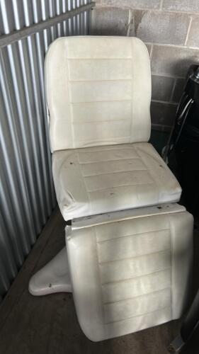 MEDICAL EXAM CHAIR