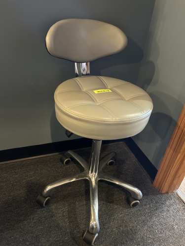 LIGHT GREY LAB STOOL WITH BACKREST