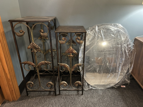 LOT OF 2 STANDS WITH BRONZE ACCENTS; NEW ROUND MIRROR