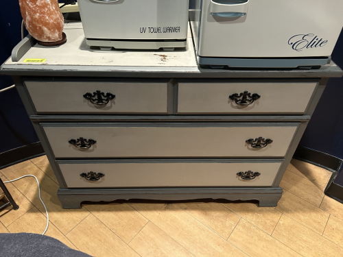 3 DRAWER DRESSER