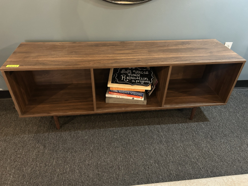 CONSOLE STORAGE TABLE