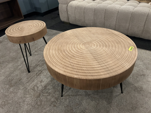 (2) NATURAL WOOD COLORED COFFEE TABLES